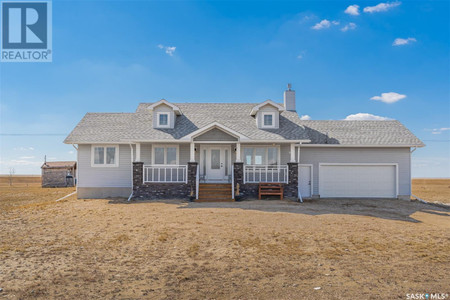 42 Sunrise Drive S, Blackstrap Skyview