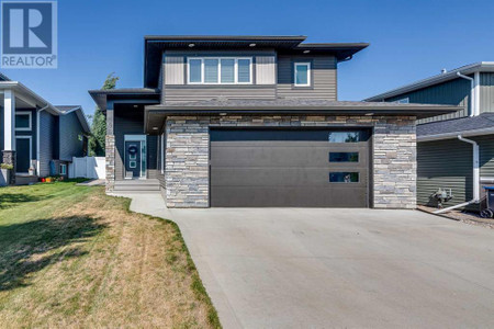 4292 Ryders Ridge Boulevard, Sylvan Lake