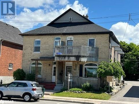 43 Worsley Street, Barrie