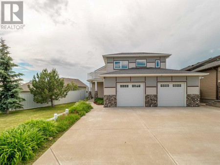 4314 Sundance Road, Coalhurst