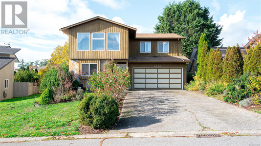 4324 Parkridge Crt, Saanich