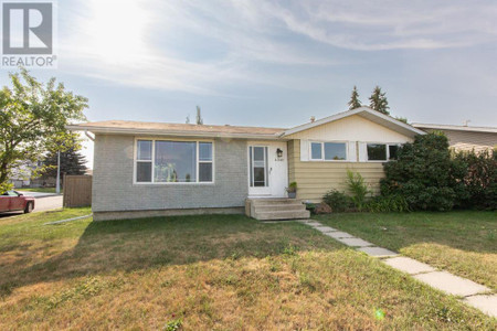 4340 54 Avenue, Innisfail