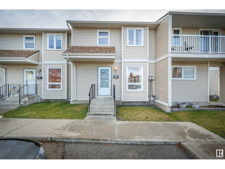 447 Dunluce Rd Nw, Edmonton