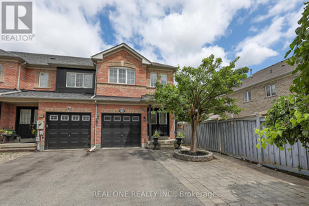 45 Benjamin Hood Crescent, Vaughan