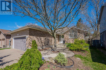 45 Sandpiper Drive S, Guelph, ON N1C1C9 Photo 1