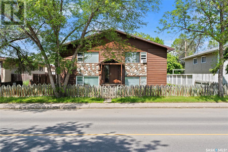 452 28th Street E, Prince Albert