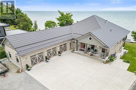 452 New Lakeshore Road, Port Dover