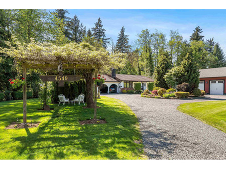 4549 Saddlehorn Crescent, Langley