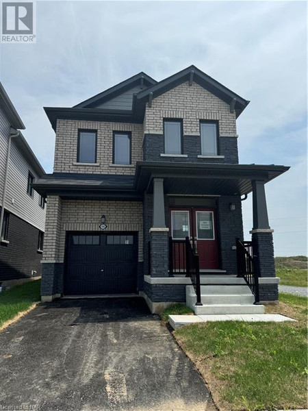 Kitchen - 456 Barker Parkway, Thorold, ON L2E6S4 Photo 1