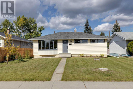 4616 33 Avenue Sw, Calgary