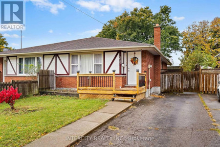 4625 Sussex Drive, Niagara Falls 212 Morrison