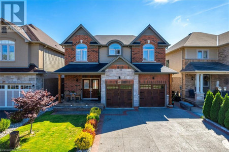 463 Macintosh Drive, Stoney Creek