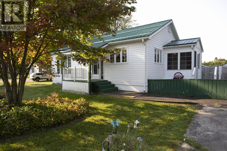 47 Gibbs St, Sault Ste Marie