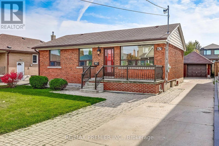 47 Plewes Road, Toronto Downsview Roding Cfb