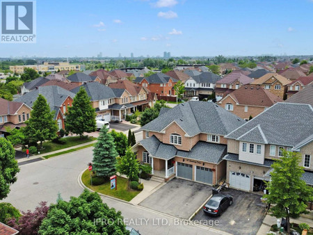 47 Sandway Drive, Brampton