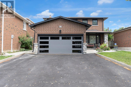 47 Tanager Square, Brampton