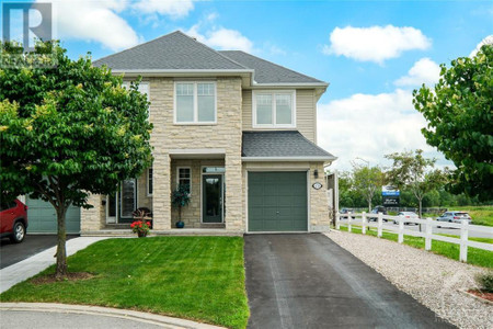 476 Rochefort Circle, Ottawa