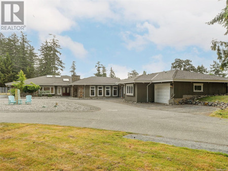 4765 Elk Rd, Saanich