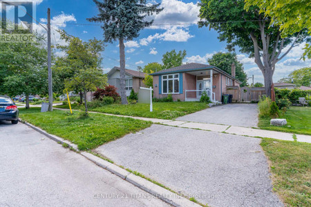 48 Rowallan Drive, Toronto West Hill