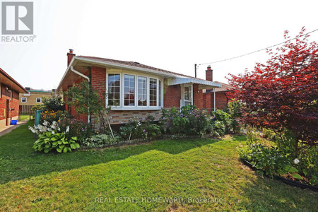 48 Southampton Drive, Toronto Eglinton East