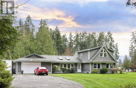 480 Parker Rd, Qualicum Beach