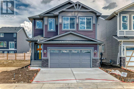 482 Lucas Way Nw, Calgary