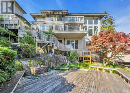 4864 Vista Place, West Vancouver