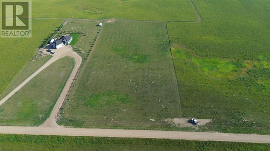 5 4322 275 Township, Oyen