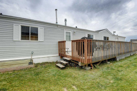 5 900 Ross Street, Crossfield