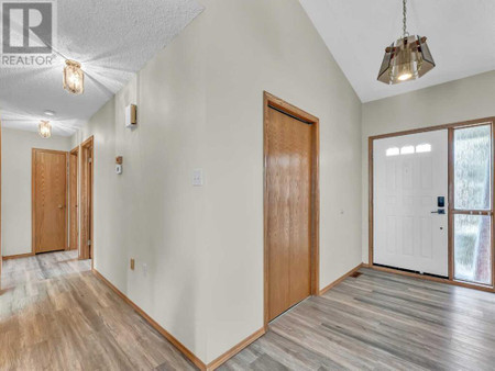 5 Ross View Bay Se, Medicine Hat