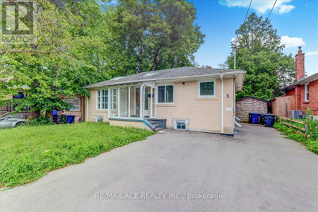 5 Willowlea Drive, Toronto E 10