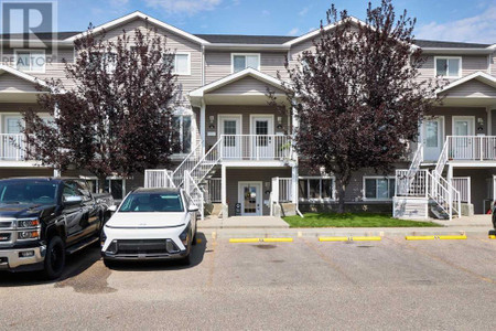 50 Somerset Lane Se, Medicine Hat