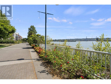 502 1250 Quayside Drive, New Westminster