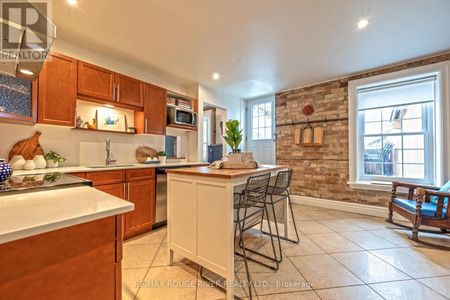 502 79 King Street, Cobourg