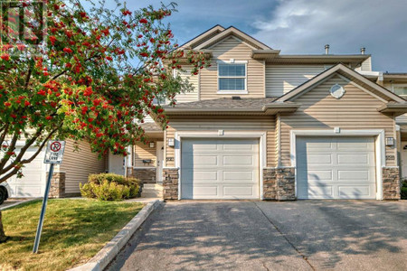 5023 Applevillage Court Se, Calgary