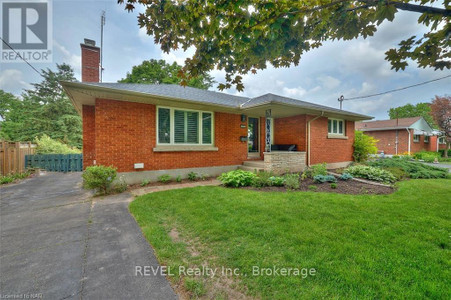 5039 Portage Road, Niagara Falls 211 Cherrywood