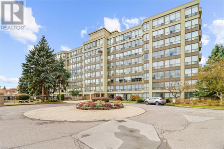 5100 Dorchester Road Unit 303, Niagara Falls