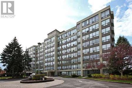 5100 Dorchester Road Unit 804, Niagara Falls