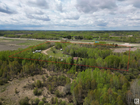 Primary Bedroom - 51115 Hwy 60, Rural Parkland County, AB T7Y1C6 Photo 1