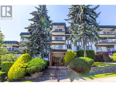 512 371 Ellesmere Avenue, Burnaby