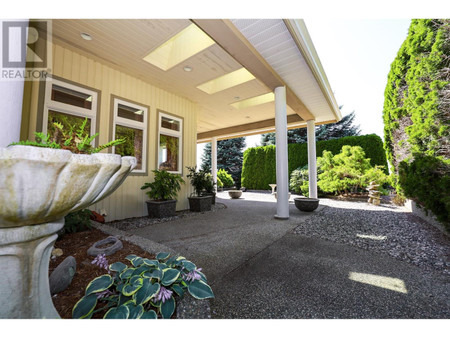 5139 Ridgeview Drive, Sechelt