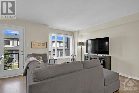 516 Radiant Private, Ottawa