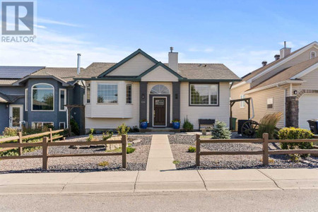 519 Sheep River Close, Okotoks