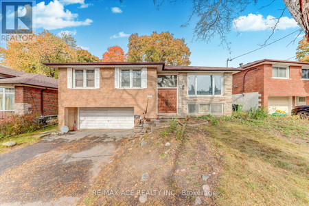 52 Banmoor Boulevard, Toronto Woburn