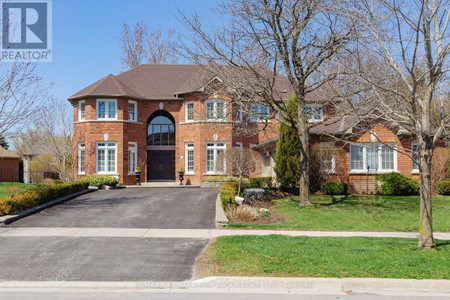 52 Forester Crescent, Markham Cachet