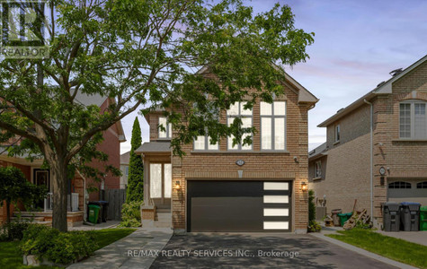 52 Sunny Glen Crescent, Brampton Northwest Sandalwood Parkway