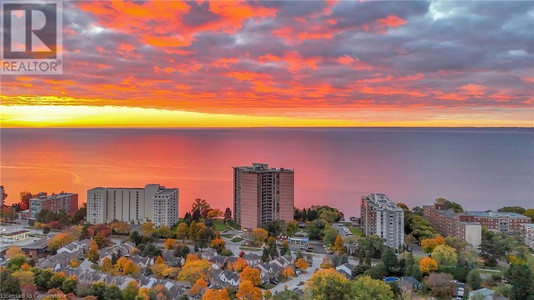 5250 Lakeshore Road Unit 1603, Burlington