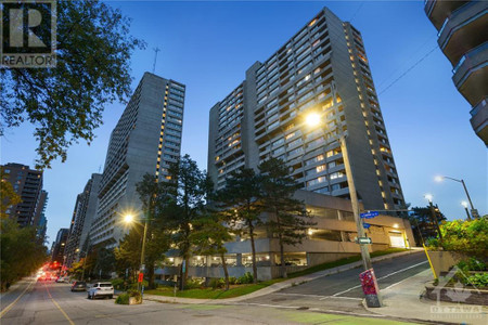 530 Laurier Ave W Avenue Unit 507, Ottawa