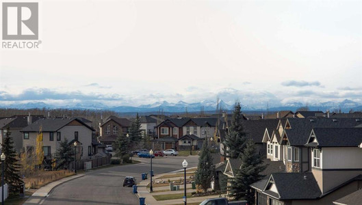 532 26 Val Gardena View Sw, Calgary