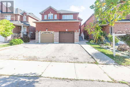 5339 Hollypoint Avenue, Mississauga East Credit